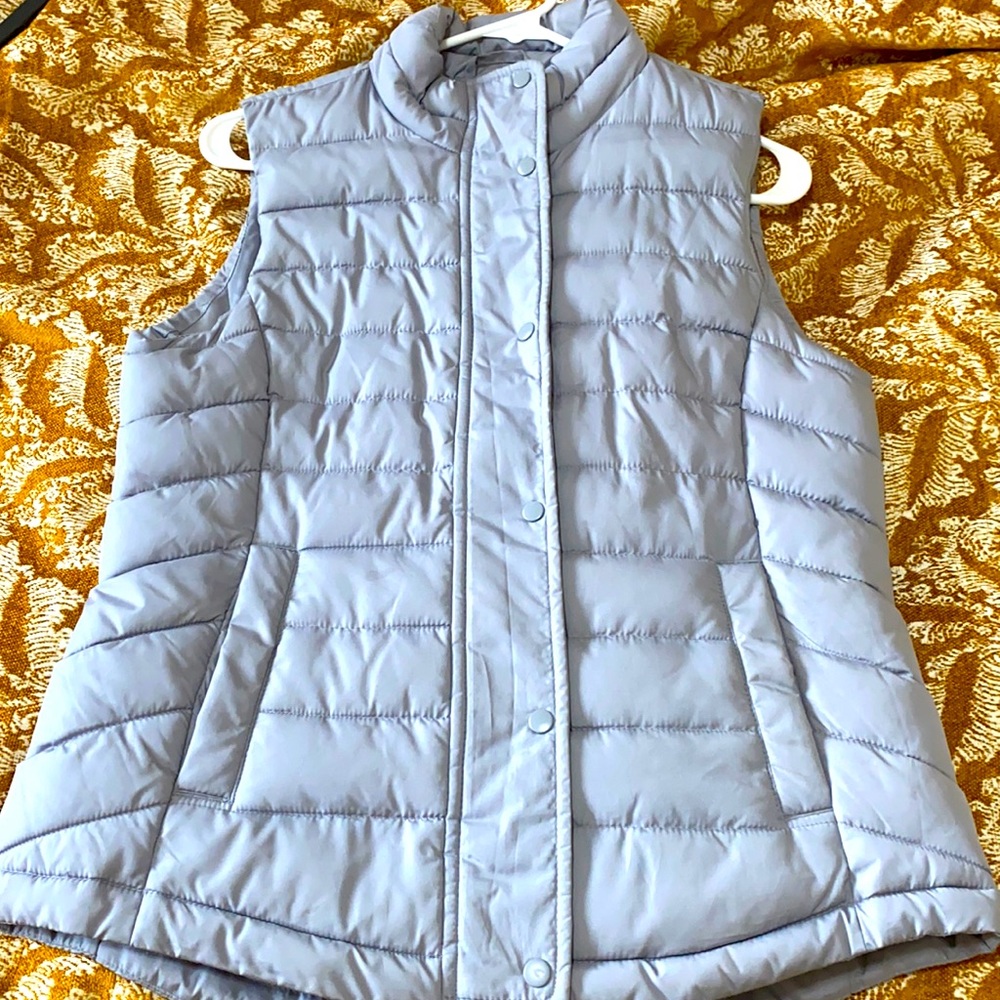 Gray GAP puffer vest women’s size S